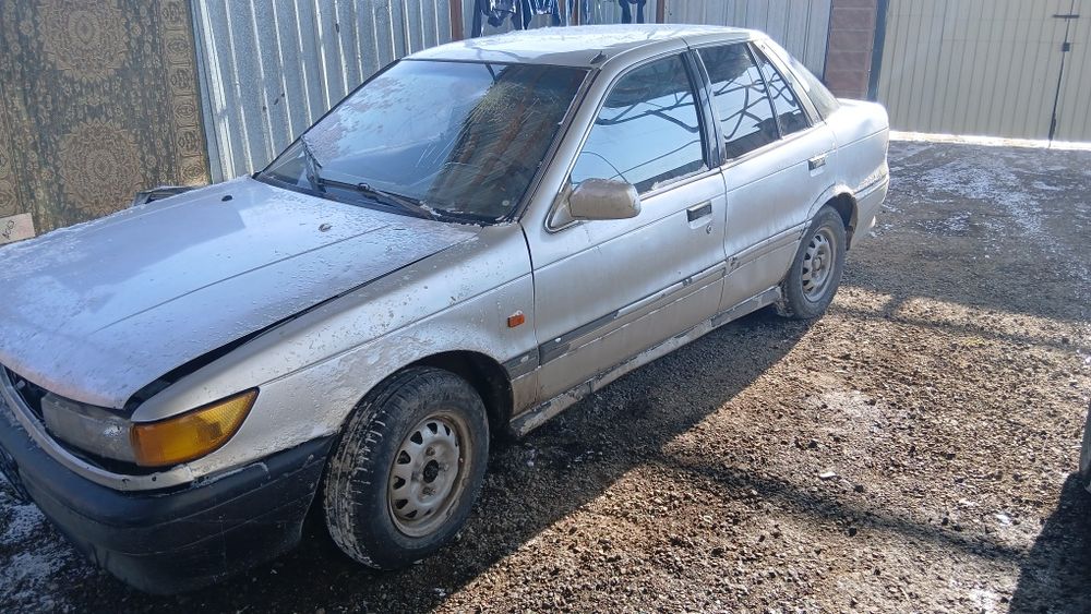 Митсубиси лансер