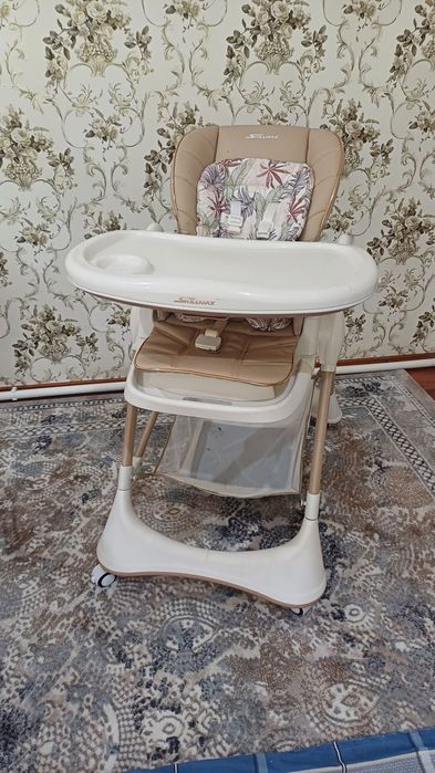 Bolalar uchun kresli yangidek deyarli ishlatilmagan.