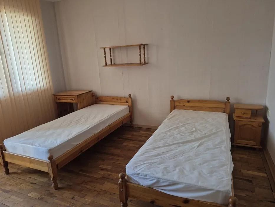 Дава се под наем Четиристаен апартамент в Варна, ХЕИ - 85 кв.м за 511 € - Снимка #4