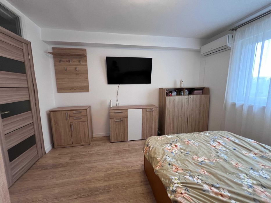 Vand Garsoniera zona Baneasa