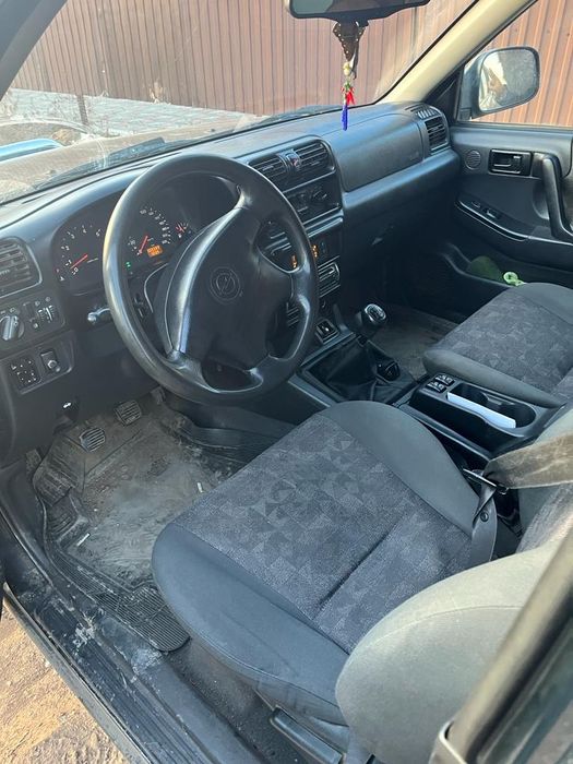 Продам авто машину Опель франтеро б