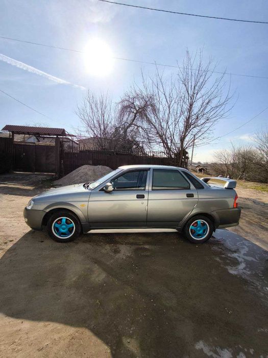 Продается PRIORA 2170