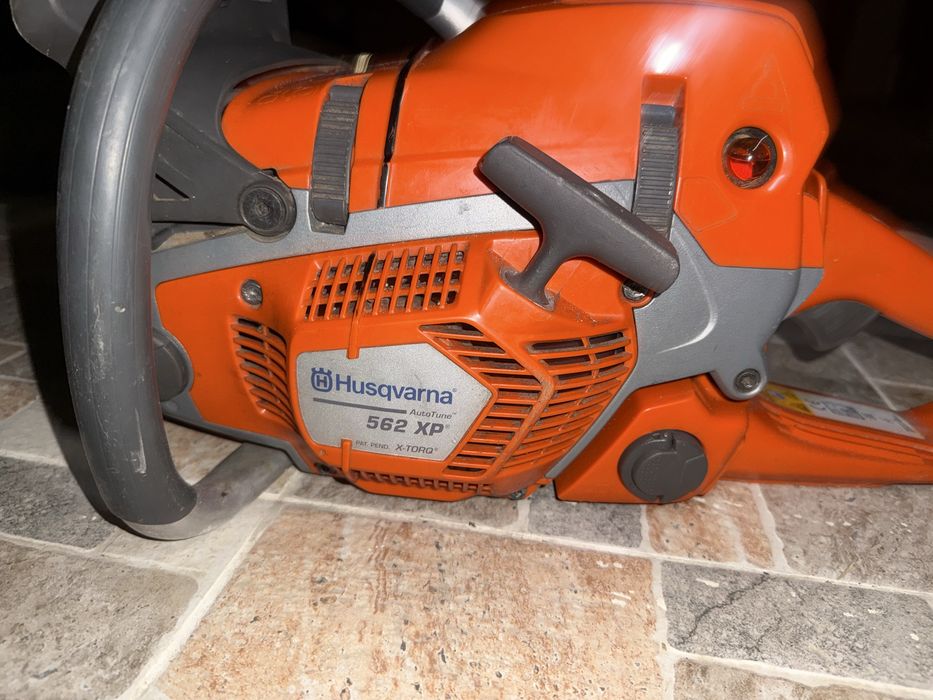 Drujba husqwarna 562 x !aproape nouă