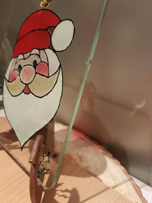 Decoratiuni pe sticla