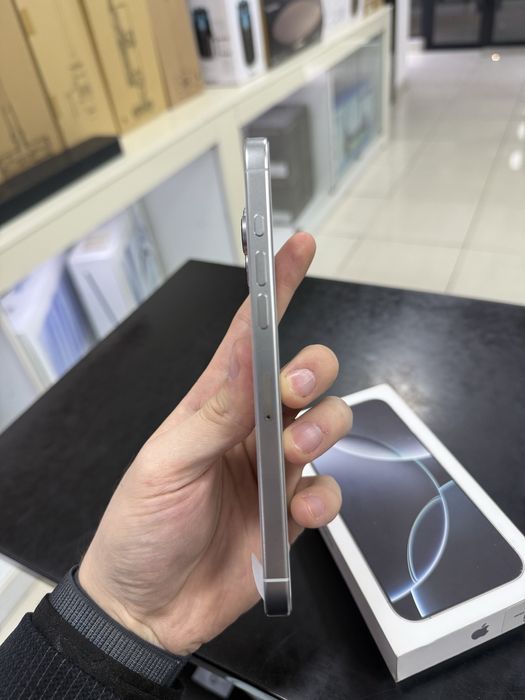 iPhone 16 Pro Max 256 White  LL/A 1 Sim Turbo sim