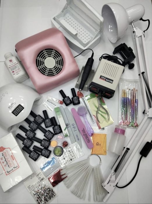 Срочно продам маникюрный набор НОВЫЙ