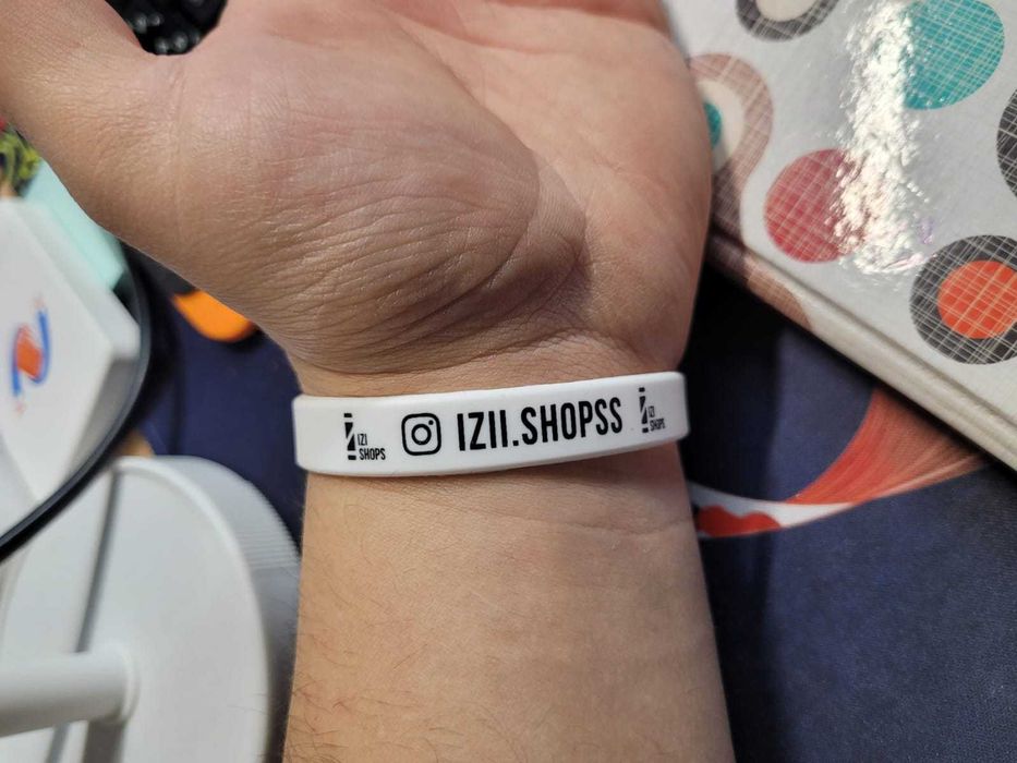 Силиконовые браслеты разноцветные