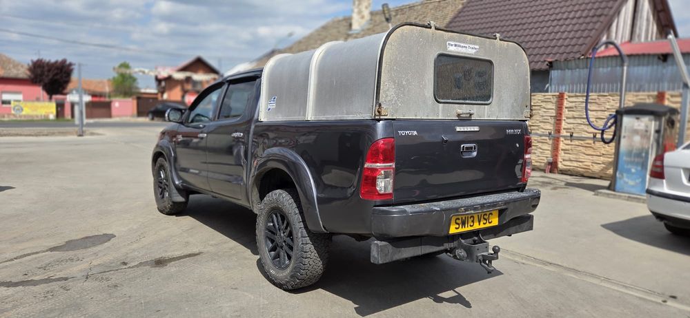 Toyota Hilux 3.0 Invincible Manuala 2013 volan dreapta