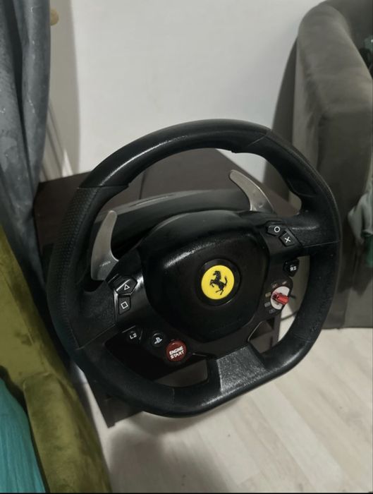 Volan ps5 thrustmaster