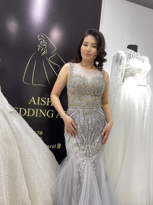 Вечернее платья в отличном состоянии