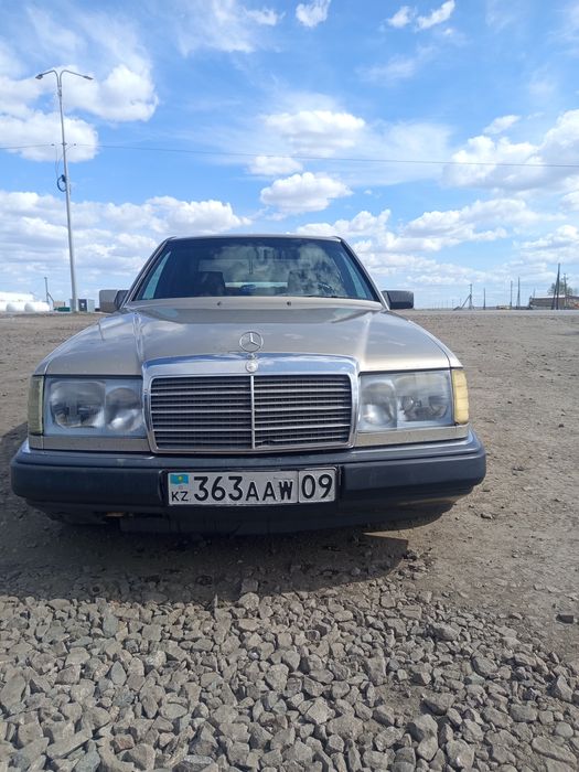 Мерседес 124 ,1992