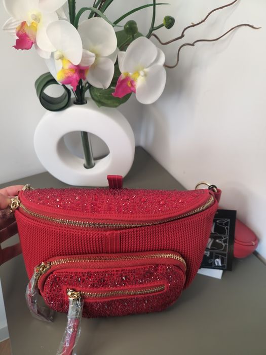 Оригинална дамска чанта Steve Madden - Червена с кристали