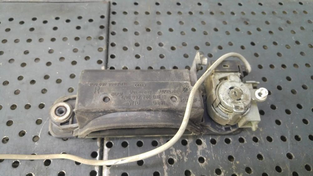 Maner usa dreapta fata audi a4 b5 8d 8d0837208ab 4a0837206