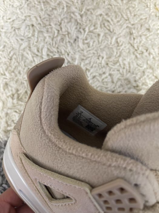 Adidasi Jordan 4 Retro Cozy
