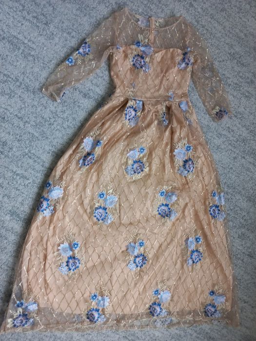 Платья вечерние б/у