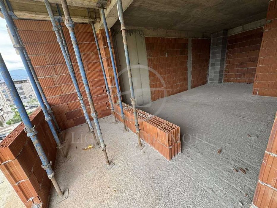 Продава се Двустаен апартамент в Пловдив, Кючук Париж - 65 кв.м за 1177 €/кв.м - Снимка #3