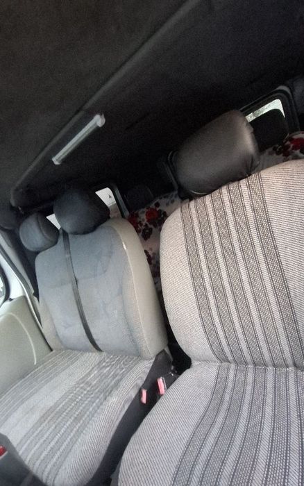 Vand Renault traficat motor 1.9 dci cu injectoare stricate
Vând renual