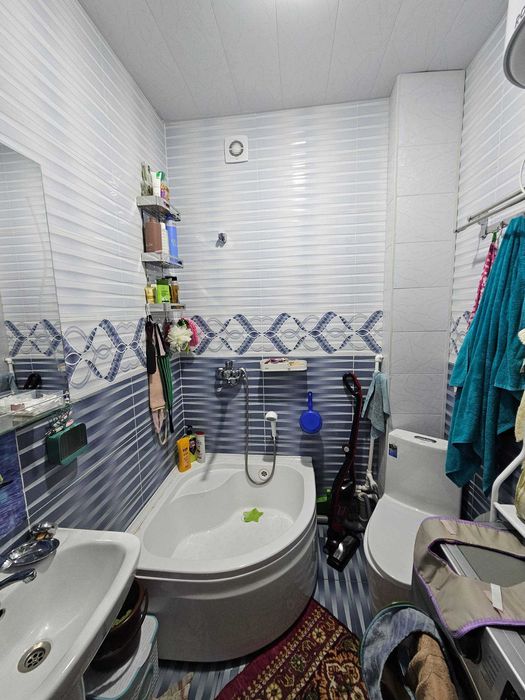 kvartira xonadon uy sotiladi 2 xonali 52m² 2-qavat.