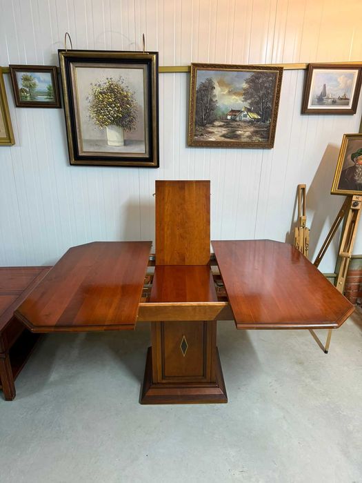 Разтегателна трапезна маса от масив цвят-череша