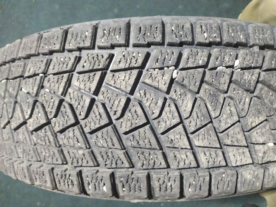 Авто покрышки Bridgestone