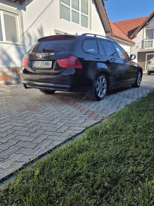 Vând BMW seria 3
