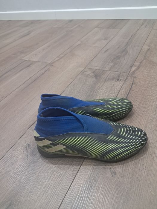 Adidas Nemesis сороконожки