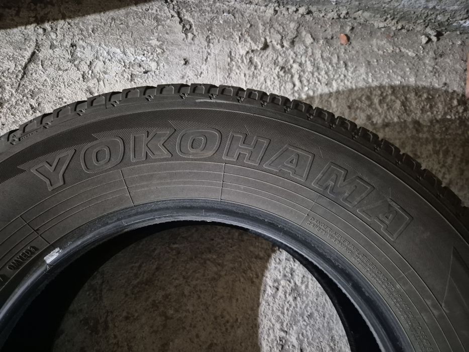 Продам шины на 18