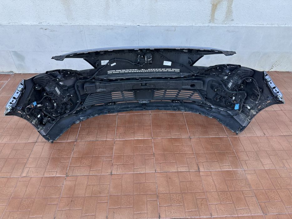 Предна броня Peugeot 5008 16-24г  GT line