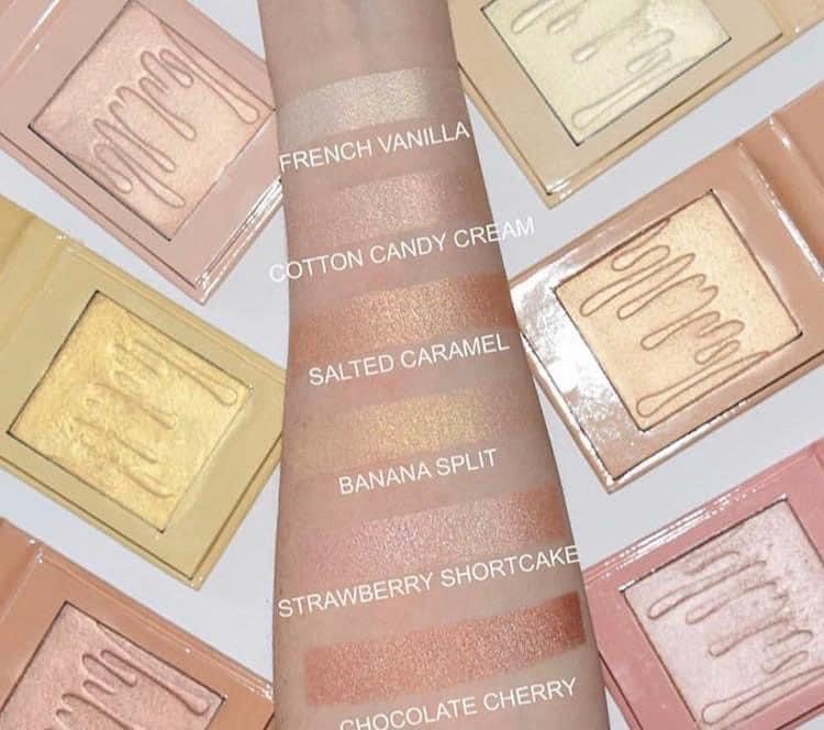 Хайлайтър в кутия с огледало 6 цвята на KYLIE cosmetics