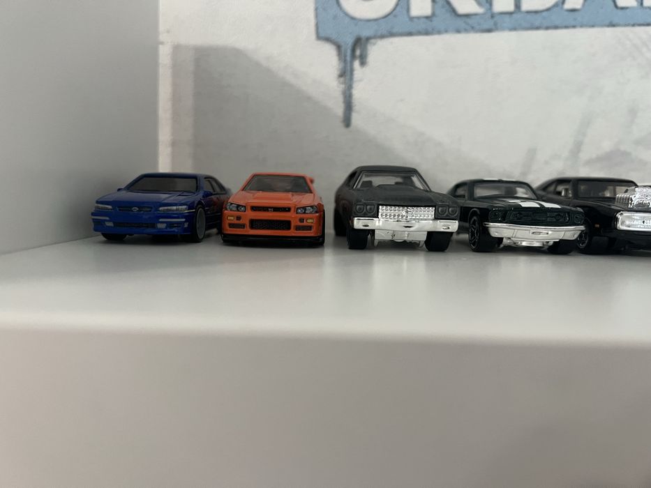 Продам машинки Hot wheels