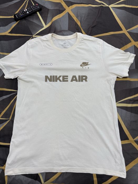 Tricou nike.