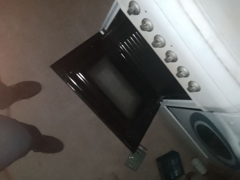 2 газ плиты продам