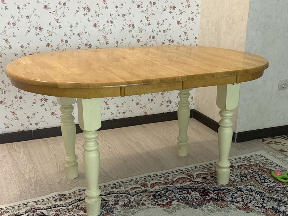 Продам стол в хорошем состоянии