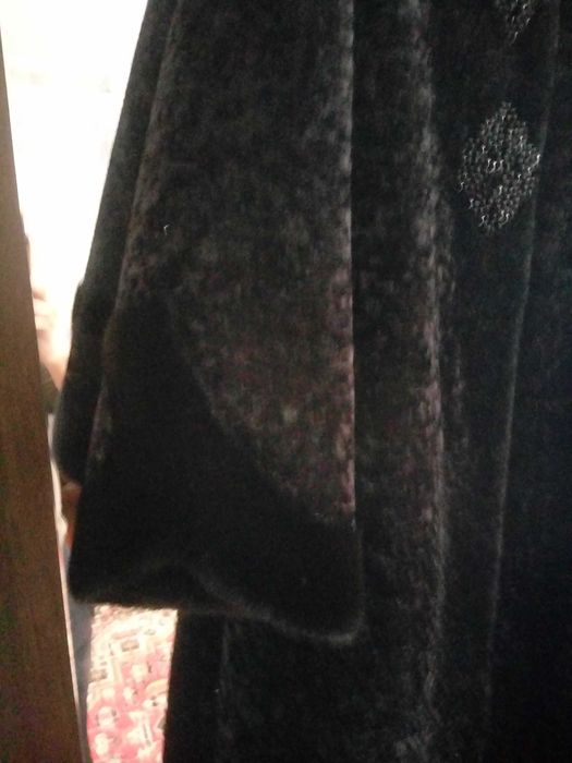 Продам шуба мутон