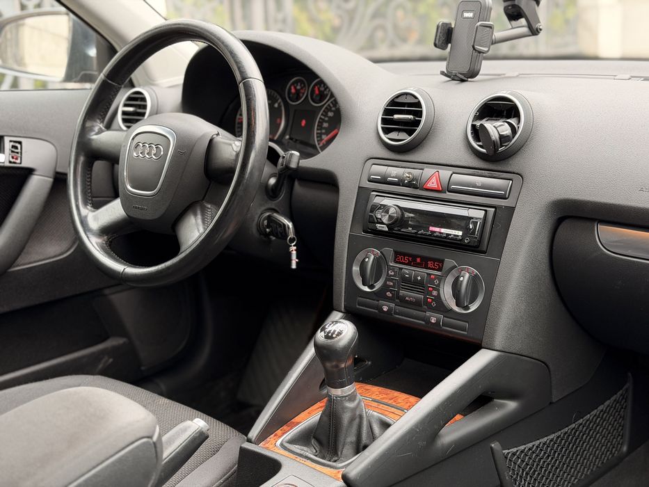 Vand Audi A3 Manual 2.0 Impecabil - Un singur ax cu came