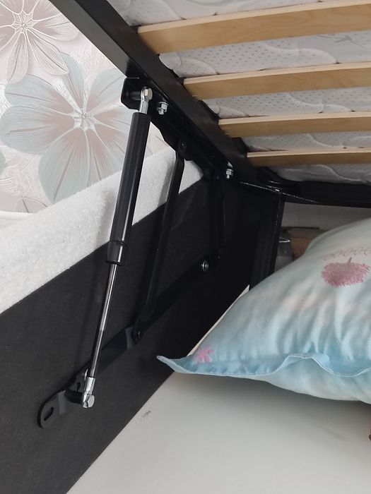 Кровать двухспальная