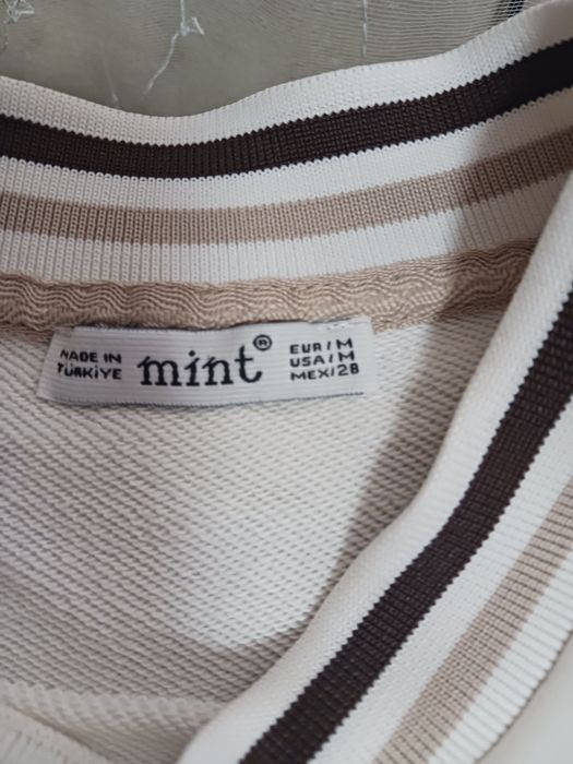 Блуза чисто нова