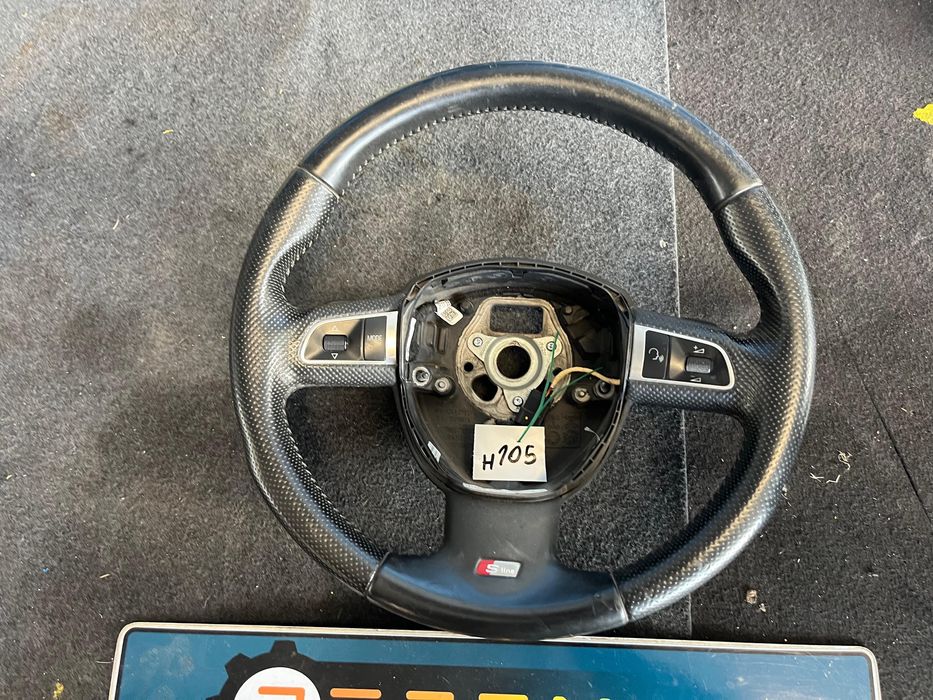 Оригинален волан за Ауди Audi 8P0419091 A3 Q5 F1пера ном 105