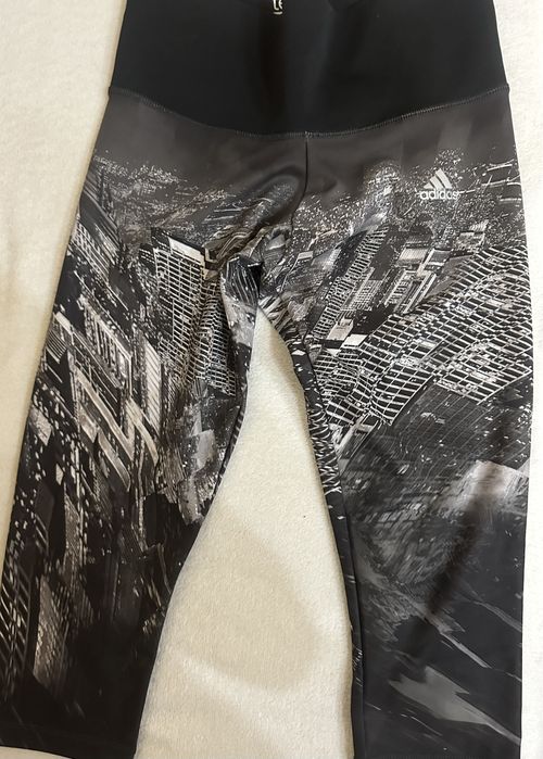 Клин Адидас