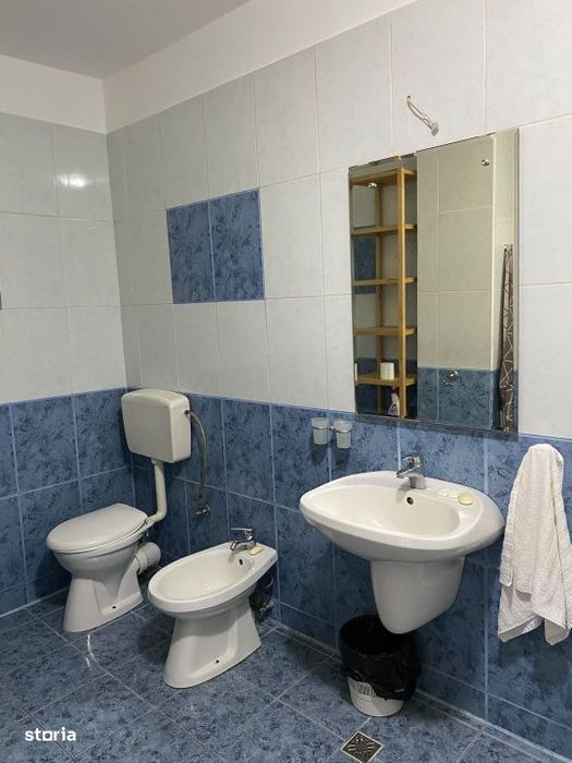 Casa cu 4 camere, 120 mp, zona Est