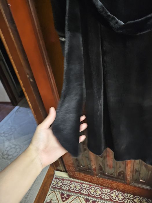 Продам норковую шубу