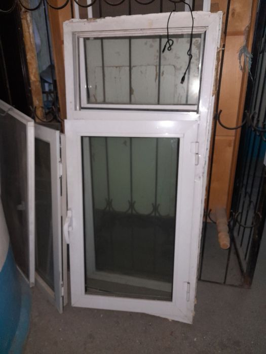 Продам пластиковые рамы