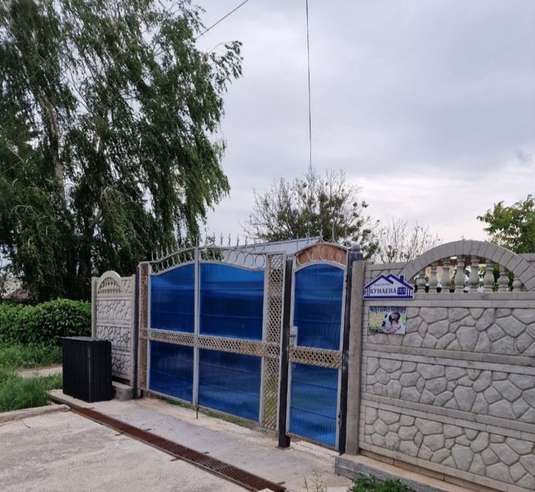 Продам большой дом