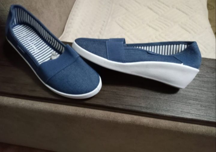 Слипоны  новые 37 размер