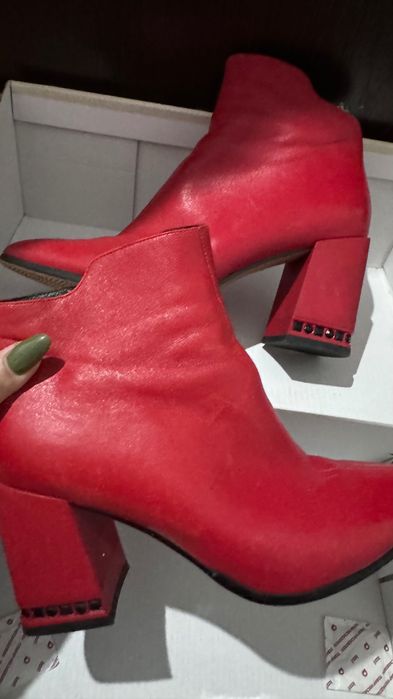 Туфли на каблуках