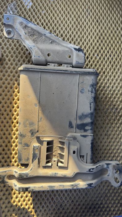 Абсорбер (Угольный фильтр EVAP)