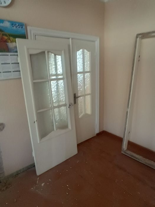 Продается б/у рамы двери в хорошем состоянии