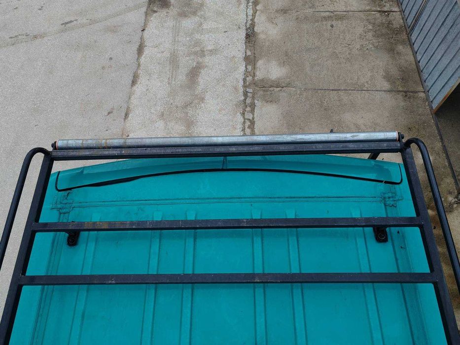 Багажник със стълба за бус