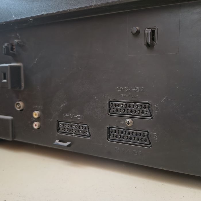 Ретро телевизор Sony Trinitron 29" (KV-29XL71K) + дистанционно и чинчове