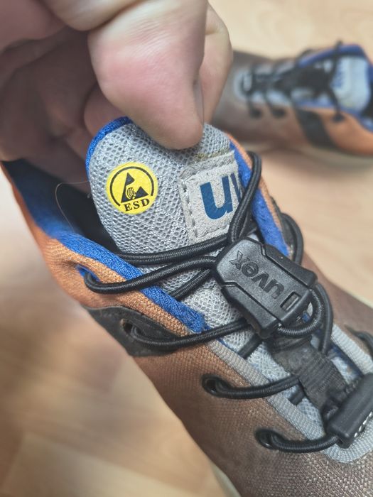 Bocanci de lucru Uvex nr37